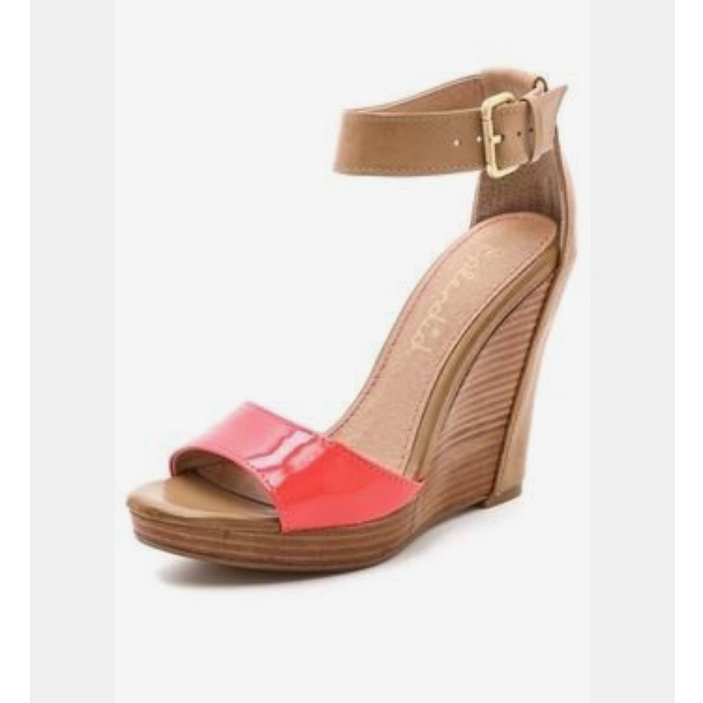 Splendid Berlin Wedges